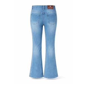 Vente en gros : Nouveauté été – Jean bootcut femme délavé, coupe large, taille haute, en denim durable, uni et élégant – Offre promotionnelle - Product Image 5