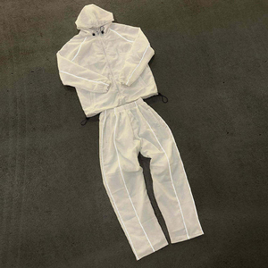 Ensemble coupe-vent le plus vendu, ensemble de survêtement en nylon à capuche confortable pour homme, taille plus, avec des reflets brillants - Product Image 6