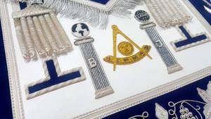 Tablier de Maître Ancien de la Loge Bleue, Qualité A, Or et Argent, Régalia Maçonnique Premium, Tablier de Loge Cérémoniel Maçonnique, Broderie à la Main - Product Image 4