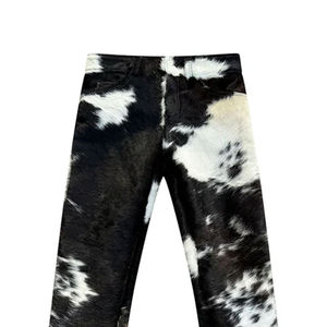 Pantalones de Cuero con Pelo Personalizados, Estilo Urbano, de Piel de Vaca Genuina con Pelo Natural, Estilo Occidental, Ajustados, Hechos a Mano en Pakistán, de Alta Calidad - Product Image 4