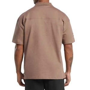 เสื้อเชิ้ตผู้ชายแขนสั้นคอปก ผ้าฝ้าย 100% ทรงเข้ารูป สไตล์ลำลอง สำหรับฤดูร้อน ดีไซน์เรียบง่าย กันยับ ติดกระดุม ผลิตจากโรงงาน - Product Image 3