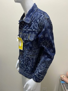 Chaqueta vaquera personalizada vintage con bordado y estampado para hombre y mujer, informal, holgada y cómoda, chaqueta vaquera sencilla. - Product Image 3