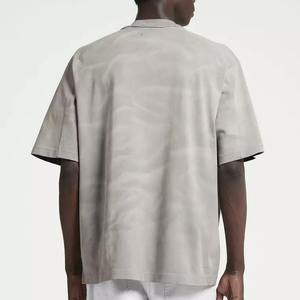 เสื้อยืดคอตตอนพิมพ์ลายสไตล์เรียบง่าย ทรงหลวม ปักลายเชนิลล์ น้ำหนักปานกลาง ระบายอากาศได้ดี สไตล์สตรีทแวร์ เสื้อยืดผู้ชายสำหรับออกกำลังกาย - Product Image 3