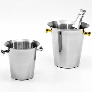 Cubo de hielo metálico de gran venta, diseñado para uso en interiores y exteriores, con amplia apertura para un fácil acceso a los cubos de hielo. - Product Image 1