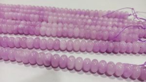 Perles de chalcédoine lavande naturelle, rondes, lisses, 8 mm, vendues par brin de 8 pouces - Product Image 5
