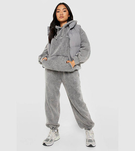 Ensemble de survêtement unisexe grande taille avec sweat à capuche court et pantalon de survêtement effet délavé, fabriqué au Pakistan - Product Image 1