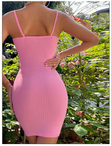 Minivestido ajustado de punto acanalado con lazo frontal - Product Image 3