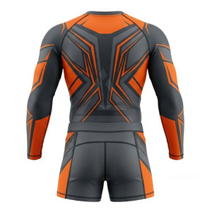 Ensemble rashguard et short MMA pour hommes avec graphismes personnalisés par sublimation, tissu respirant, idéal pour le fitness et les sports. - Product Image 2
