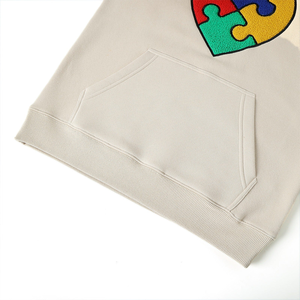 Sudadera de Felpa con Diseño de Corazón de Chenille Personalizada, Cuello Redondo, Unisex, para Hermandades y Fraternidades, Venta al Por Mayor, OEM - Product Image 4