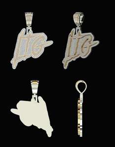Colgante de Moissanita con Diseño Personalizado y Perla de Agua Dulce |   Colgante con gesto de mano helada |   Joyería Hip Hop de Dos Tonos VVS1 Color D GRA - Product Image 2