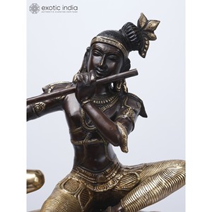 Sculpture en laiton Gopala Krishna 20 \ ", cannelures complexes, assise Krishna sur vache, catégorie Sculptures - Product Image 3