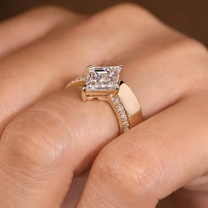 Anillo de compromiso de plata de ley 925 chapado en oro con moissanita talla Kite, regalo de aniversario para mujer, joyería fina para boda - Product Image 4