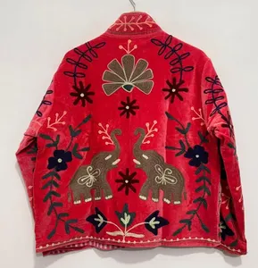Chaqueta de terciopelo rosa Rajasthani real hecha a mano para mujer, abrigo tradicional con motivo de elefante bordado, blazer de terciopelo - Product Image 2
