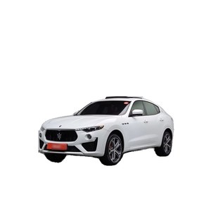 Maserati Levante 3.8 GTS AWD Modelo Diciembre 2018 con 59,926 km, Volante a la Izquierda, Caja de Cambios Automática, Cámara Trasera - Product Image 1