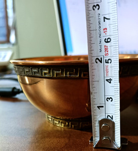 Bol d'offrande tibétain en cuivre, fait main, nouveau design, avec décorations en laiton, articles religieux bouddhistes - Product Image 3