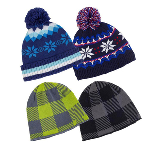 Bonnet en tricot uni personnalisé en gros, avec logo OEM sur mesure, pour adulte, 100 % acrylique, pour l'extérieur, chaleur hivernale, nouveau modèle 2026 - Product Image 4