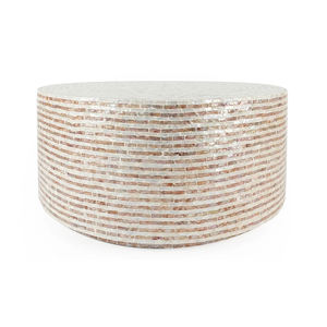 Mesa de Centro Artesanal de Nácar con Incrustaciones de Concha MOP, Mosaico de Lujo para Sala de Estar, Mueble de Centro Vietnamita - Product Image 1
