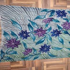 Châle élégant et léger pour femme, imprimé à la main, brodé, doux, chaud, tendance, long, toutes saisons - Product Image 3