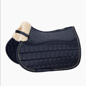 Tapis de selle de luxe en mousse pour chevaux, tapis de selle en satin et peau de mouton véritable, sur mesure, antidérapant pour l'équitation - Product Image 2