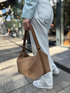 Premium Genuine Leather Fringe Handbag for Women – Vintage Boho Style Shoulder <b>Bag</b> with Tassels & <b>Studded</b> Detail - Product Image 2