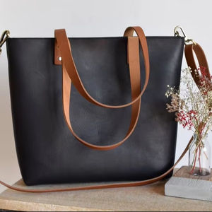 กระเป๋าถือหนังแท้สำหรับผู้หญิง ทำมือ สีพื้น พิมพ์โลโก้ตามสั่ง กระเป๋าสะพายไหล่ แฟชั่นผู้หญิง รุ่น LTB-0313 - Product Image 1