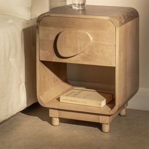 Mesita de noche Vandana Nova Ultra de madera de mango y acacia - Product Image 1