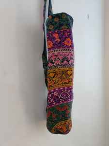 Tapis de yoga en coton fait main et sacs de sport avec doublure imperméable, sangles réglables et fermeture éclair pour studio de yoga - Product Image 2