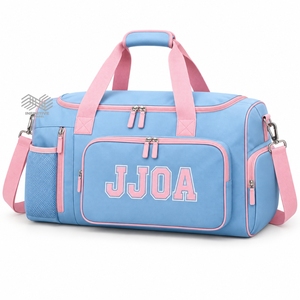 Sac de sport JJOA Jack and Jill of America personnalisé en gros, bleu et rose, brodé, avec bandoulière - Product Image 1