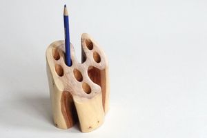Organisateur de rangement pour stylos en bois sophistiqué, support de bureau en bois pour artistes et étudiants, support à stylos en bois fin pour la décoration de l'espace de travail - Product Image 4