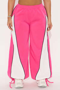 กางเกงขายาวผ้าฟลีซเนื้อนุ่มสำหรับผู้หญิง สีชมพู ดีไซน์ตัดต่อสีสัน สไตล์ลำลอง ผู้ผลิต OEM กางเกงผู้ชาย - Product Image 2