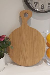 Planche à découper en bois naturel, planche à découper artisanale pour la cuisine, idéale pour les légumes, les fruits, la viande, le pain, le fromage et les aliments de tous les jours - Product Image 4