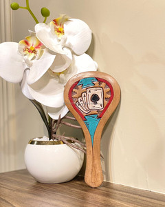 Miroir de poche peint à la main en cuir véritable repoussé Miroir de maquillage pour cartes occidentales Miroir à main design vintage Cadeau parfait pour femme - Product Image 2