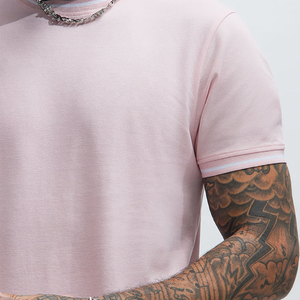 Camiseta de Algodón Rosa para Hombre, Corte Ajustado, Transpirable, Cuello Redondo, Manga Corta, Ribete en Contraste, Diseño Casual de Color Sólido - Product Image 3