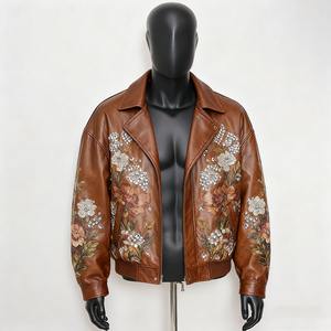 Veste bomber pour homme, design tendance OEM, nouvelle arrivée automne, veste en cuir, broderie lourde, veste en cuir avec strass - Product Image 1