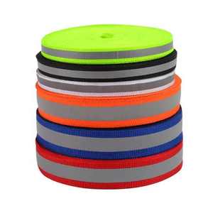 Bande de boucle réfléchissante personnalisée de haute qualité pour équipement de sécurité, fabrication de qualité supérieure pour équipement extérieur - Product Image 1