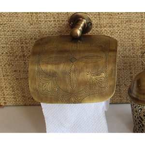 Juego de Accesorios de Baño de Latón Antiguo de Lujo, Colección de Herrajes de Baño Grabados Vintage para Montar en la Pared - Product Image 5