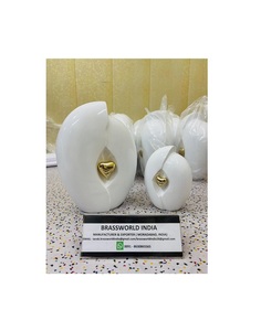 Urna Funeraria de Metal Blanco Personalizable de Brassworld India, Artículos Funerarios - Product Image 1