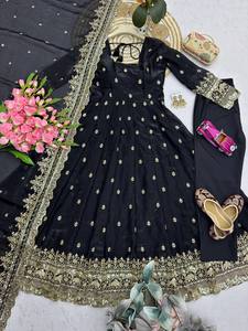 Costume Anarkali en soie noire brodée avec dupatta, tenue traditionnelle indienne et pakistanaise pour femmes, longueur au sol, pour mariage - Product Image 5