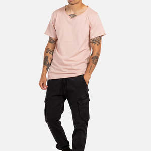 เสื้อยืดคอวีผู้ชายผ้าฝ้าย 100% คุณภาพสูงสั่งทำพิเศษ ทรงหลวม บริการ OEM พร้อมโลโก้ แขนสั้น ระบายอากาศได้ดี - Product Image 2