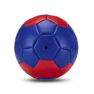 Balón de Fútbol Blanco con Detalles Rojos y Negros, Cuero Duradero, Ecológico, Laminado, Profesional, para Entrenamiento en Interiores/Exteriores, Embalaje en Cartón - Product Image 3