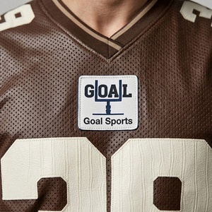 Maillot de football rétro surdimensionné personnalisé en maille, col en V, rayures marron et blanc, manches courtes, style vintage américain, t-shirt de sport pour homme - Product Image 6