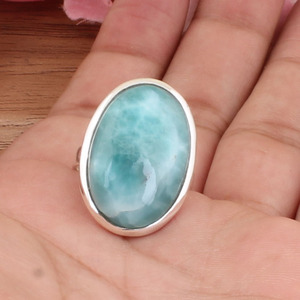 Bague pour femme en argent sterling avec serti clos en larimar naturel de la République Dominicaine, pierre précieuse bleu océan authentique, bijou de fête - Product Image 1