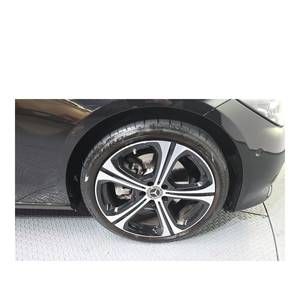 Mercedes-Benz Classe C C300 4MATIC Avantgarde 2024, 21 359 km, Euro V, Boîte de vitesses automatique, Volant à gauche, Caméra de recul - Product Image 5