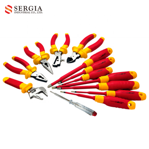 Juego de Herramientas Combinadas para Electricista de Taiwán con Destornillador, Alicates y Llave Inglesa Ajustable con Aislamiento VDE - Product Image 4