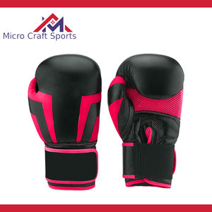 Gants de boxe MMA professionnels en cuir PU avec logo personnalisé pour la fermeture, équipement de boxe fabriqué à Sialkot, Pakistan - Product Image 4