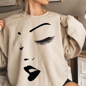Camiseta Personalizada con Gráfico Facial para Mujer, Estilo Minimalista, Algodón, Cuello Redondo, Casual, Venta al Por Mayor, OEM - Product Image 3