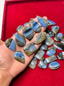 Opale bleue naturelle unique, pierres précieuses en cristal, cabochon d'opale bleue, prix compétitif pour la fourniture en gros OEM de bijoux - Product Image 5