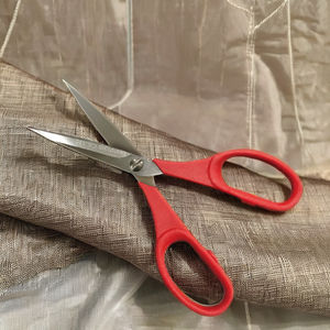 กรรไกรเย็บผ้า DIY แบบกำหนดเอง - ด้ามจับไนลอนโค้งตามหลักสรีรศาสตร์ ขอบเรียบ ใบมีดสแตนเลสญี่ปุ่น 420J2 ปลายแหลม กรรไกรแบบกลวง - Product Image 4