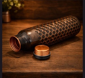 ILAHI's Hammered Copper Eco-Friendly 500ml Tumbler <b>Water</b> <b>Bottle</b> with Lid Classic Design for Home Office Travel Outdoor - Product Image 4