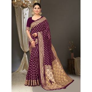 Sari de diseño Banarasi de seda con jacquard y blusa sin coser en tela color vino - Product Image 1